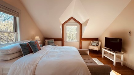 Chilmark Martha's Vineyard vacation rental - Sunlight filters through double windows with queen bed