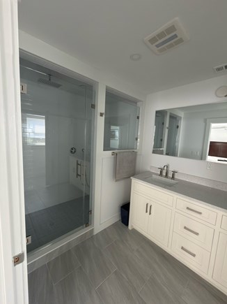 Oak Bluffs Martha's Vineyard vacation rental - Master Bath 2