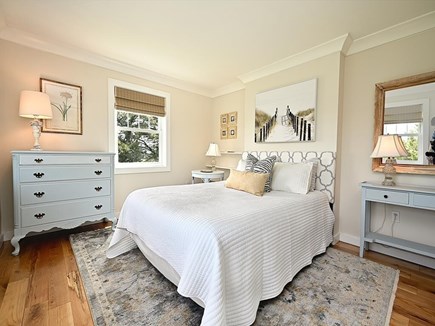 Edgartown Martha's Vineyard vacation rental - Queen bed - upper level