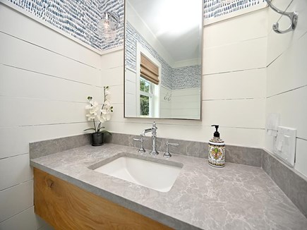Edgartown Martha's Vineyard vacation rental - Bathroom - upper level