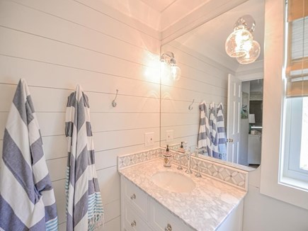 Edgartown Martha's Vineyard vacation rental - Private bath