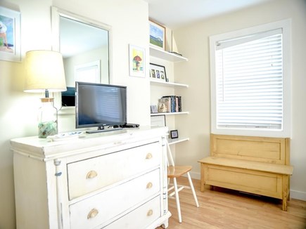 Edgartown Martha's Vineyard vacation rental - Lower level bedroom