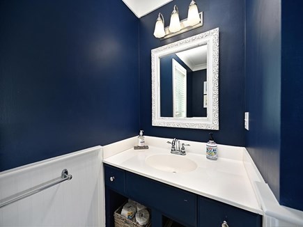 Edgartown Martha's Vineyard vacation rental - Shared bath - lower level