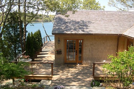 Oak Bluffs, Lagoon Escape Martha's Vineyard vacation rental - Entrance to house above lagoon