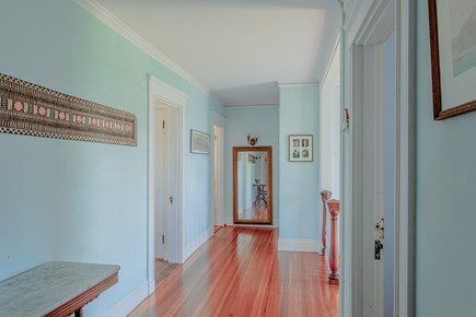 Oak Bluffs Martha's Vineyard vacation rental - Upstairs hallway