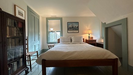 West Tisbury, Martha's Vineyar Martha's Vineyard vacation rental - A 2nd bedroom retreat with a little more modern touches