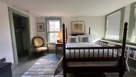 West Tisbury, Martha's Vineyar Martha's Vineyard vacation rental - 4-post bedroom retreat that takes you back in time