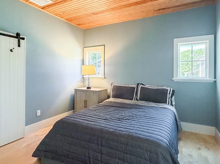 Oak Bluffs Martha's Vineyard vacation rental - BR#6 (Guest house): Queen on first floor