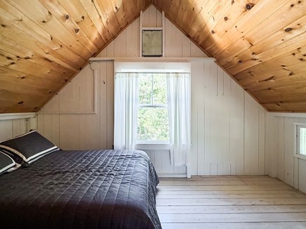 Oak Bluffs Martha's Vineyard vacation rental - BR#5 (Main House): Queen on second floor