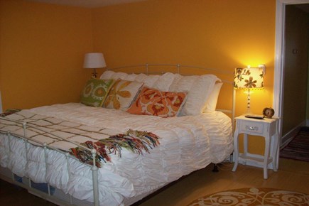 Oak Bluffs Martha's Vineyard vacation rental - King bed