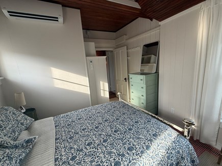 Oak Bluffs, Ocean Park Renovated Home Martha's Vineyard vacation rental - Cozy room with a full size bed.
