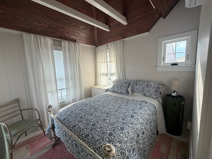 Oak Bluffs, Ocean Park Renovated Home Martha's Vineyard vacation rental - Cozy room with a full size bed.