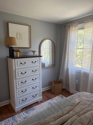 Oak Bluffs Martha's Vineyard vacation rental - Downstairs bedroom with Queen Size bed