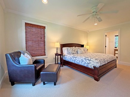 Oak Bluffs Martha's Vineyard vacation rental - 2nd floor King Primary with En-suite Bathroom