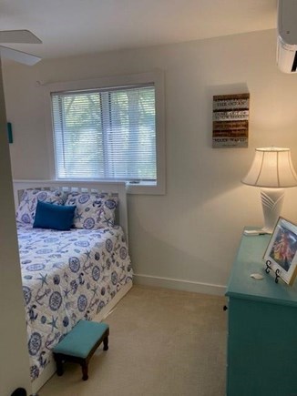 Oak Bluffs, Lagoon Estates Martha's Vineyard vacation rental - 1st floor full bedroom with TV