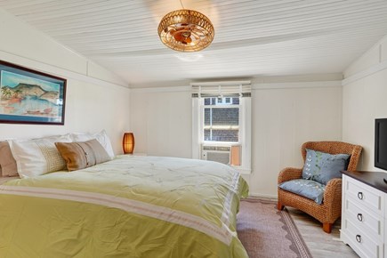Oak Bluffs Martha's Vineyard vacation rental - Downstairs Bedroom with Queen Bed