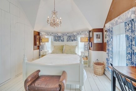 Oak Bluffs, Historic Copeland District Martha's Vineyard vacation rental - Master bedroom