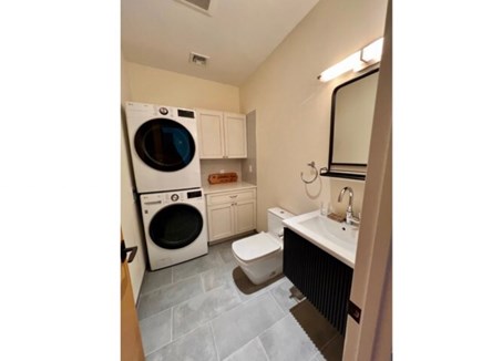 Aquinnah Martha's Vineyard vacation rental - Lower level laundry and half bath