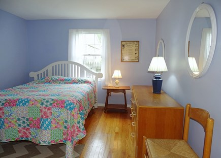 In town Edgartown!!! Martha's Vineyard vacation rental - Queen bedroom 