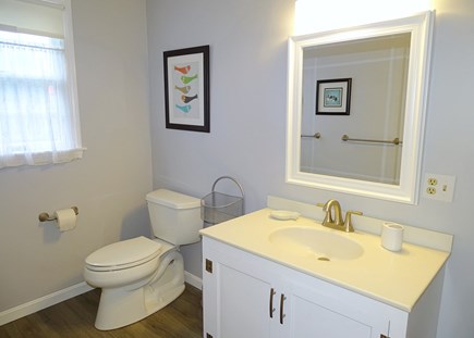 In town Edgartown!!! Martha's Vineyard vacation rental - Master full bath