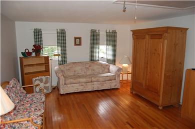 Edgartown Martha's Vineyard vacation rental - Family room with full bath