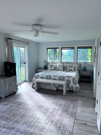 West Tisbury, Lower Makonikey area with priv Martha's Vineyard vacation rental - Master Bedroom (ensuite bathroom)