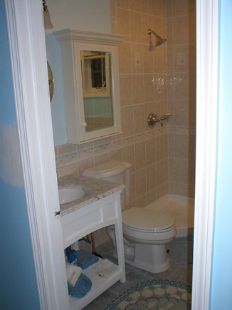 Edgartown Martha's Vineyard vacation rental - First Floor full tiled bath