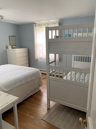 Nantucket town Nantucket vacation rental - Bedroom with one queen bed and a set of bunk beds.