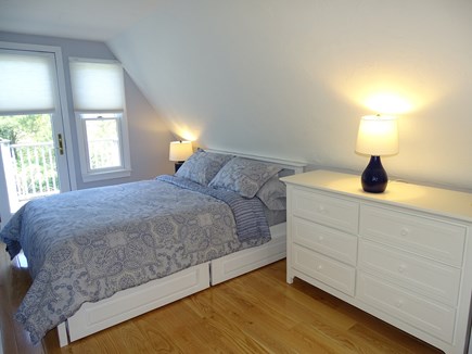 Nantucket town Nantucket vacation rental - Apartment bedroom with bathroom, overlooks back yard