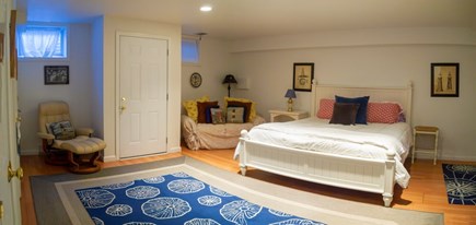 Tom Nevers, Siasconet Nantucket vacation rental - Guest house king bedroom