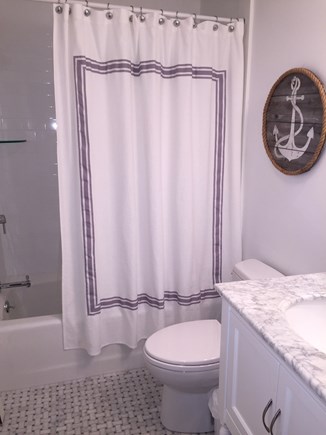 Cisco - Miacomet, Adjacent to Miacomet Golf Nantucket vacation rental - First Floor Full Bath with Tub & White Subway Tile Enclosure