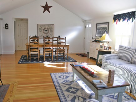 Brant Point Nantucket vacation rental - Open living and dining area