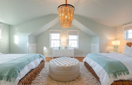 Nantucket town, Nantucket Nantucket vacation rental - Upstairs 2 Queen bedroom