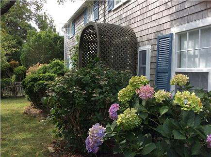Dionis, Cliff Beach Nantucket vacation rental - Front of house - Nantucket Sandcastle.