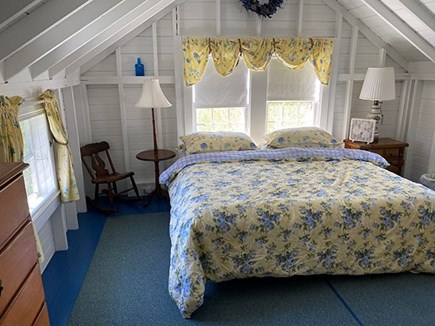 Dionis, Cliff Beach Nantucket vacation rental - Second floor north king bed.