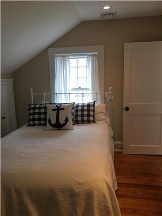 Nantucket town Nantucket vacation rental - Second floor Back bedroom