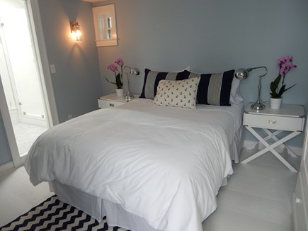Nantucket town, Nantucket Nantucket vacation rental - Upstairs master bedroom with queen bed and en suite bathroom