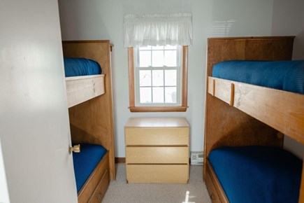 Madaket Nantucket vacation rental - Bunk Room