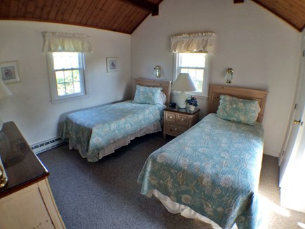 Madaket Nantucket vacation rental - Twin Room