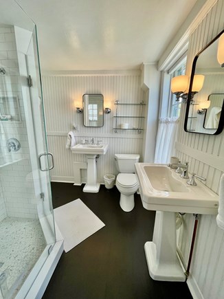 Nantucket town Nantucket vacation rental - Primary bath