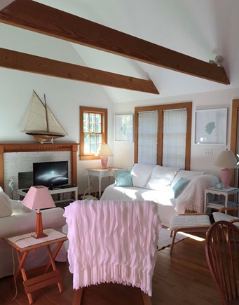 Surfside Nantucket vacation rental - Comfortable living room