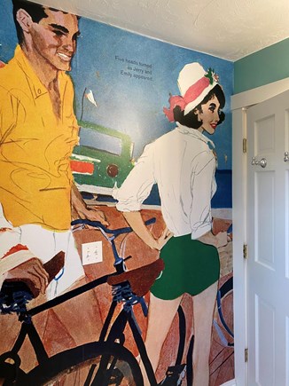 Nantucket town Nantucket vacation rental - Fun Vintage Mural in second floor bathroom