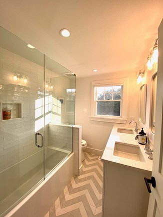 Madaket, Nantucket Nantucket vacation rental - Full Bathroom