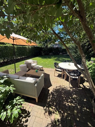 Mid-island Nantucket vacation rental - 