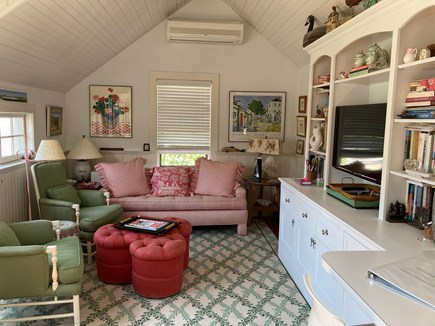 Nantucket town Nantucket vacation rental - Living room with flat screen smart tv
