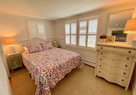 Nantucket town Nantucket vacation rental - Downstairs bedroom with queen bed and front-facing windows