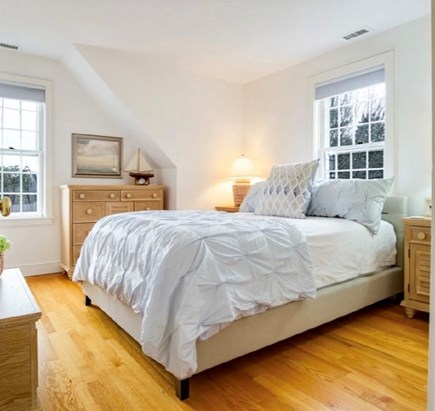 Mid-island, Miacomet Nantucket vacation rental - Sand and sea guest room with queen bed and plenty of storage