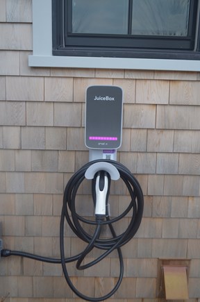Cisco - Miacomet Nantucket vacation rental - Electric Car Charger available right off the driveway.