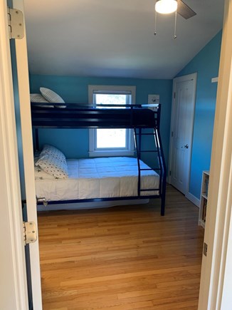Mid-island Nantucket vacation rental - Additional 2nd floor bedroom