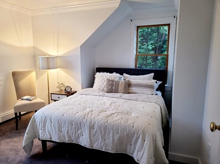 Nantucket town Nantucket vacation rental - 2nd floor queen bed